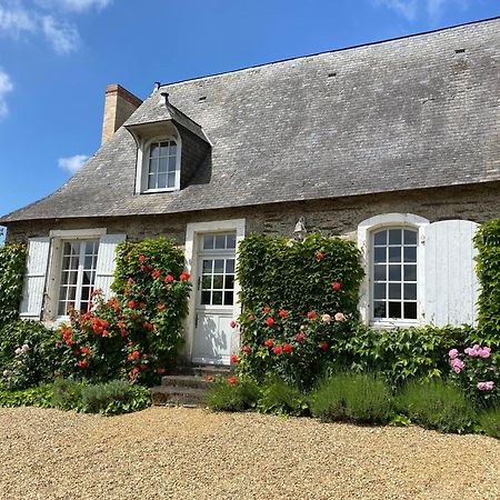 Bed and Breakfast La Mouliniere, Jolie Longere Du Xviie La Jaille-Yvon Exterior foto